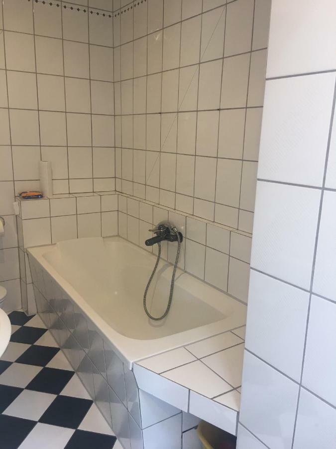 Apartment Am Friedrich Ebert Park Mit Ueber 100Qm Wohnflaeche هام المظهر الخارجي الصورة
